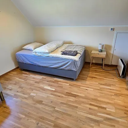 House With Outdoor Areas * As