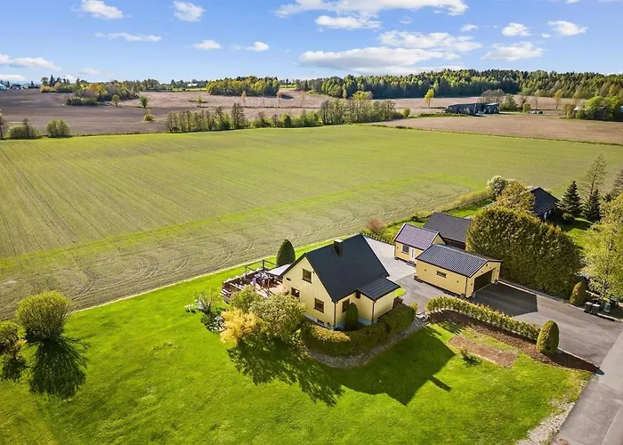 House With Outdoor Areas Lägenhet As